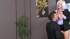 Brazzers - Hot office sex with Holly Heart