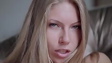 Babes - The Right Touch, Angelica