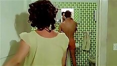 Femi Benussi and Gabriella Lepori - Mala, amore e morte