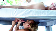 Richelle Ryan takes a facial while she's mere inches away from Bill's woman - Richelle Ryan