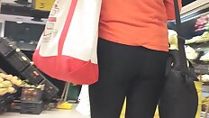 Tall sexy with nice ass