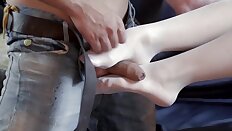 Leggy Russian Escort in stockings has a Romantic Fuck