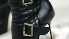 Julie skyhigh Teasing & masturbating leather high boots