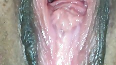 close-up gaping and queefing her pussy sound effect